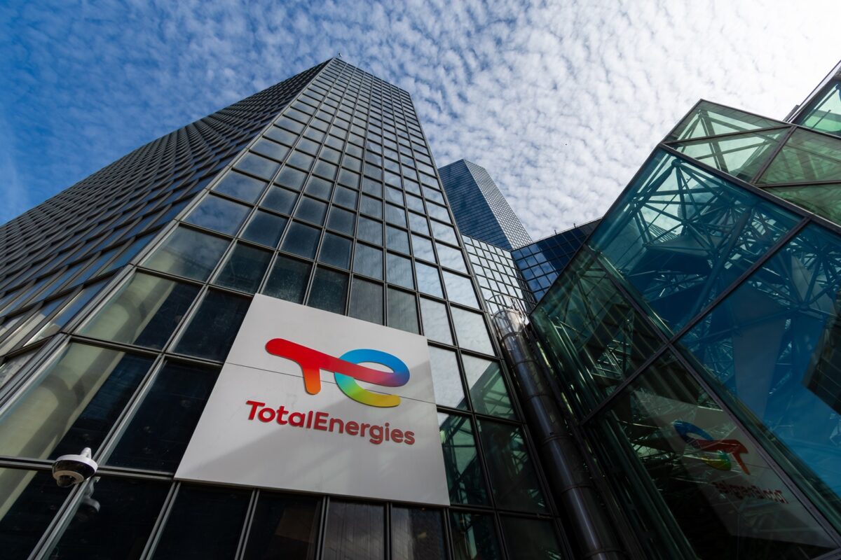 totalenergies, bourse, paris, new york, décision, finance