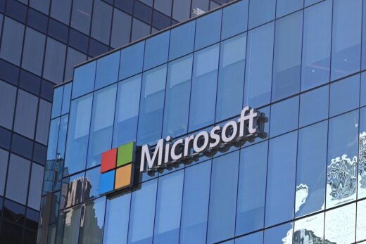 Microsoft, Union européenne, APIs, partage, CrowdStrike, cybersécurité, panne mondiale, ordinateurs, logiciel, informatique, accusation, partage,