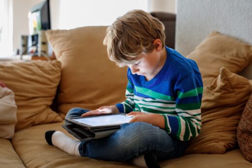 controle-parental-obligatoire-enfants-web