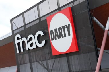 Fnac Darty : Comment Bercy met les bâtons dans les roues du Chinois JD.com