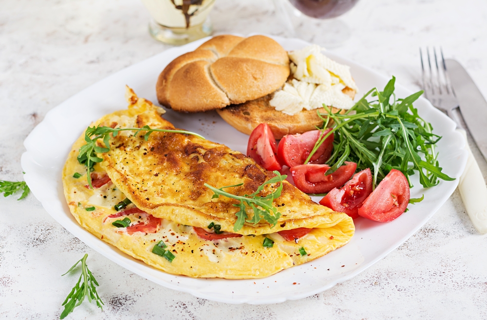 Les œufs représentent une option abordable pour cuisiner, offrant une source de protéines à faible coût.