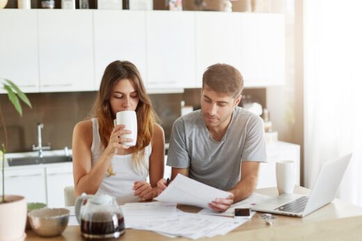 Tarifs d'électricité et de gaz, Livret A, garages... : tout ce qui change en août 2026
