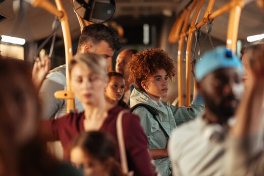 Les violences sexuelles dans les transports publics explosent