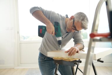 bricolage-enseignes-baisse-des-prix-travaux