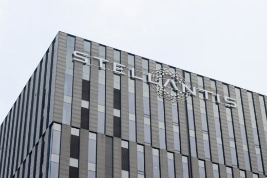 stellantis-retire-pologne-lechec-contournement