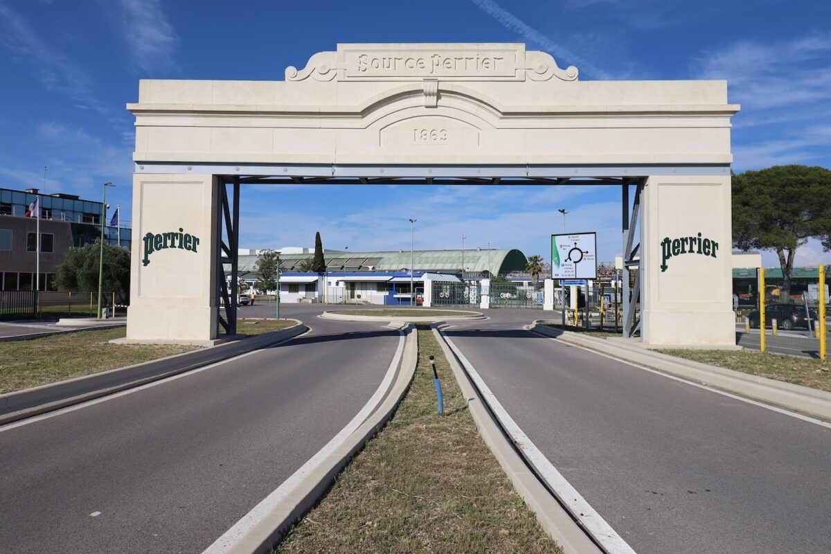 eaux-contaminees-perrier-perdre-label-minerale