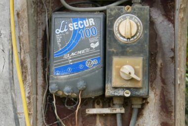 Installations électriques : un réseau vétuste dans 4 logements sur 5