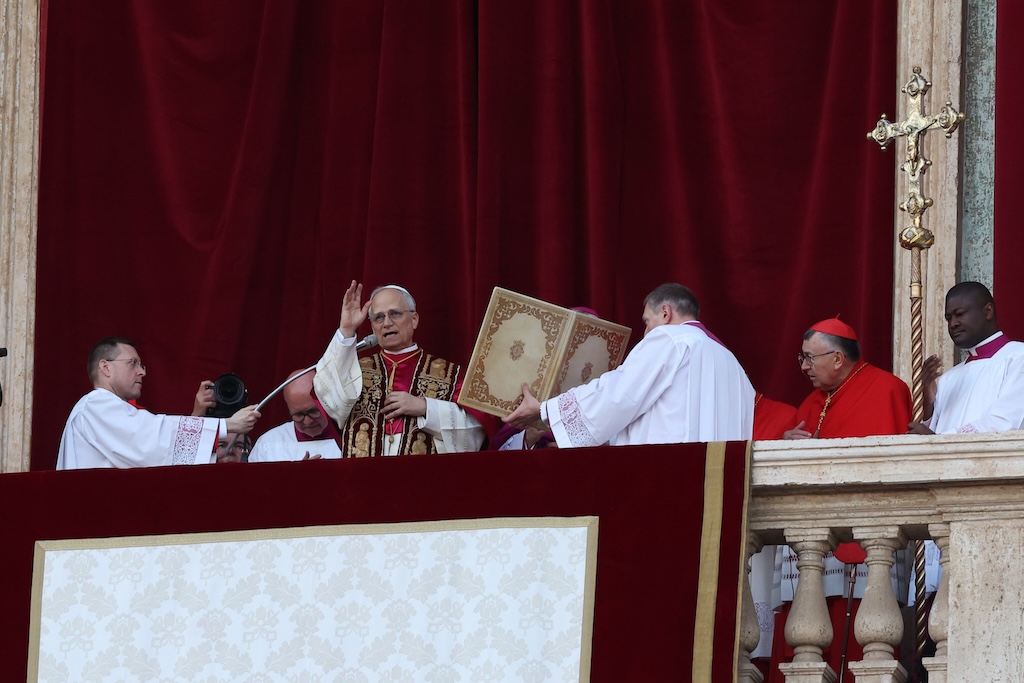 leon-xiv-fisc-americain-taxe-pape-vatican