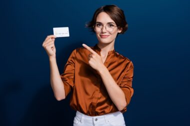 jeunes-vacances-ete-carte-bancaire