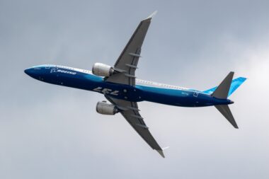 Malgré les 150 appareils annoncés au Salon du Bourget, les emblématiques 737 et 787 de Boeing brilleront par leur absence sur le tarmac parisien.