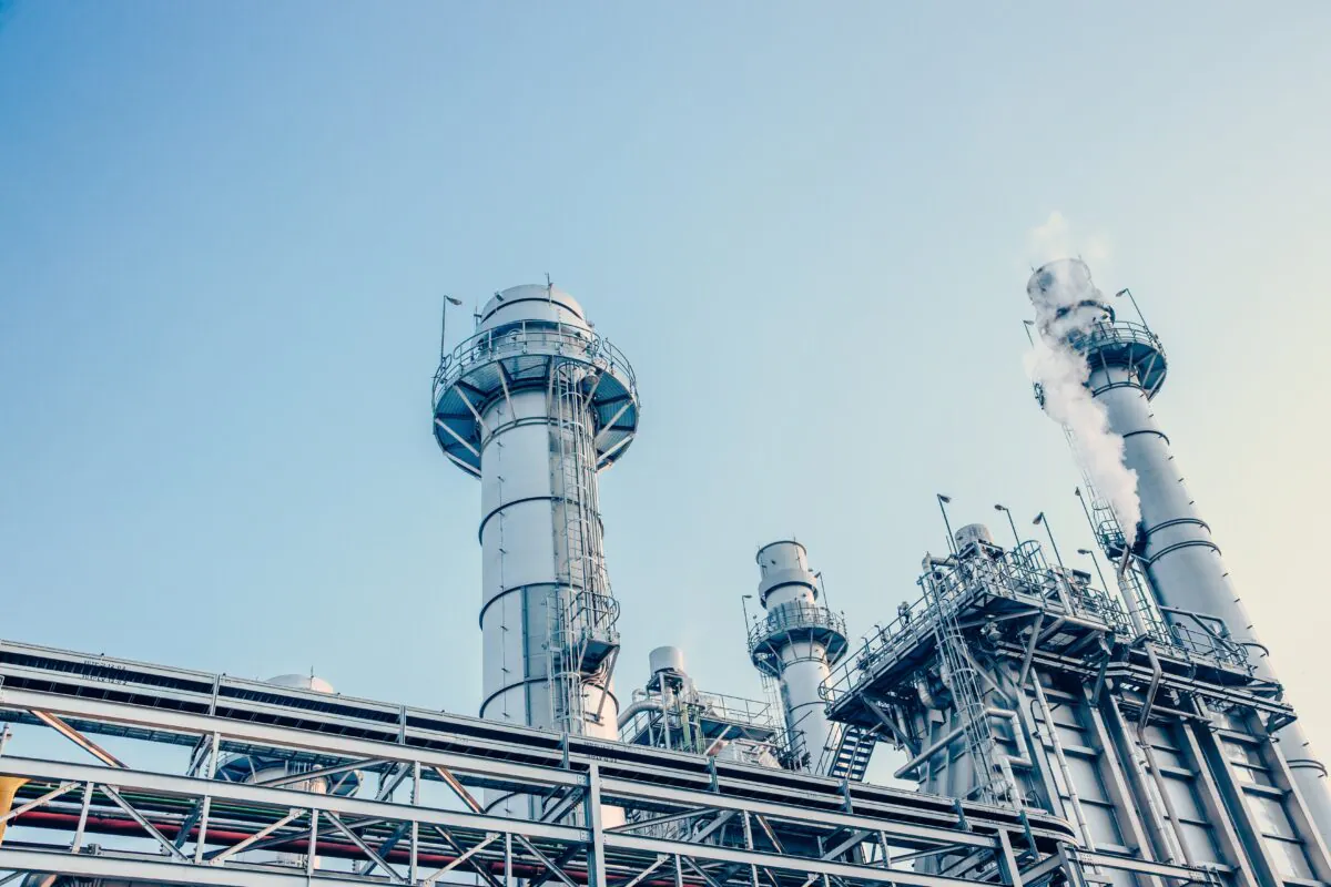 Clean,new,power,plant,advance,energy,industry,building,with,carbon