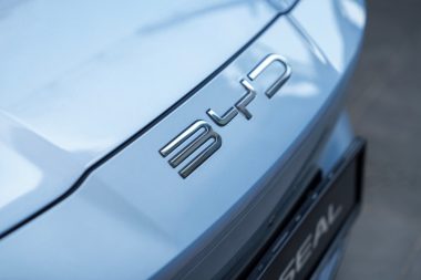 Warren Buffett se retire de BYD : la fin d’un pari de 17 ans