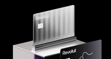 Revolut a annoncé un plan d’investissement de 13 milliards de dollars sur cinq ans, 10 000 emplois créés et l’objectif de 100 millions de clients d’ici 2027. Capture d'écran