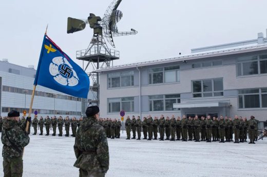 Finlande Dit Adieu A Ses Croix Gammees Meme Si Elles N En Sont Pas