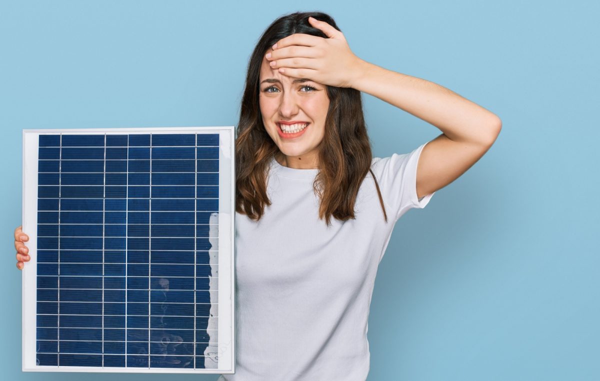 Les Panneaux Solaires Un Danger Pour Les Avions Un Collectif Alerte Letat