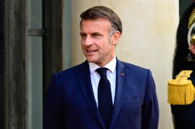 Emmanuel Macron Afrique Aide 15 Milliard