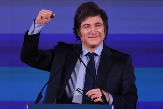 En Argentine Le Liberalisme Triomphe Aux Legislatives Javier Milei Peut Poursuivre Sa Baisse Des Depenses Publiques