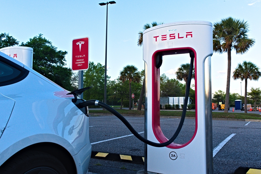 Tesla MultiPass : une carte unique pour toutes les bornes de recharge