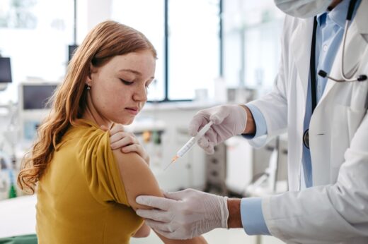 Papillomavirus et méningocoques : une double vaccination dans les collèges dès janvier 2026