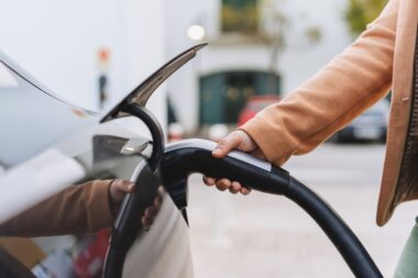 Bonus écologique : jusqu’à 5 700 euros pour les voitures électriques en 2026