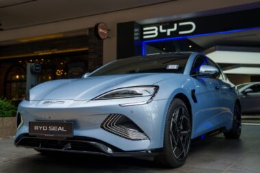 Byd Detroner Tesla Voiture Electrique