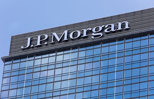 JPMorgan attaquée en justice par Donald Trump pour clôture abusive