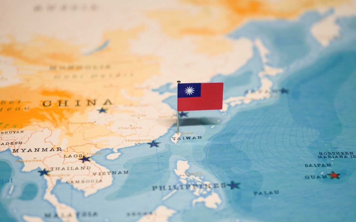The,flag,of,taiwan,on,the,world,map.
