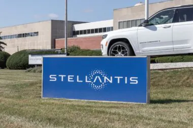 Voiture Electrique Europe Avertissement Patron Stellantis