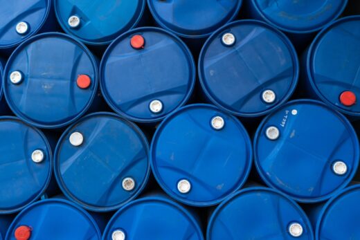 Petrole Baril Au Dessus 100 Dollars Pourquoi
