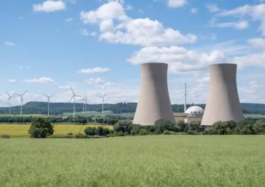Pourquoi l’Europe parie-t-elle désormais sur les mini-centrales nucléaires ?