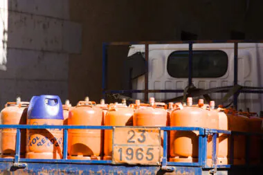 nepal-guerre-iran-gaz-bonbonnes-penurie