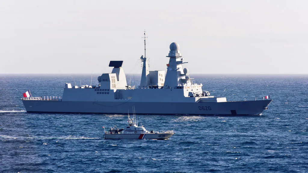 14973997086 17ae90d3ee B