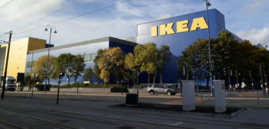 Ikea innove avec une sucette goût boulette de viande, développée avec Chupa Chups. Un produit vegan, inattendu et proposé en édition limitée dans ses magasins. Wikipedia