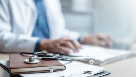 Fraudes : 723 millions d’euros stoppés par l’Assurance maladie en 2025