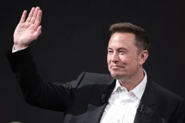 Elon Musk convoqué par la justice française : entre manipulation d'algorithmes et contenus illicites
