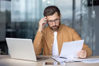 Selon Le Defenseur Des Droits Moins Dunusager Sur Deux Vient A Bout De Ses Demarches Administratives