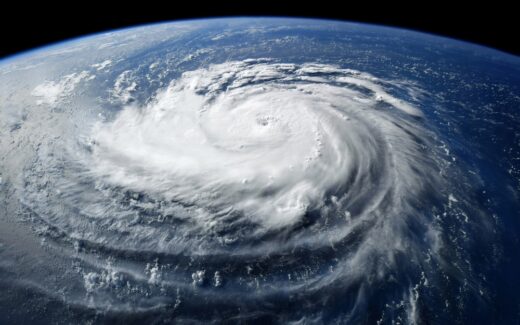 Typhon Sinlaku : pourquoi ce cyclone est hors norme
