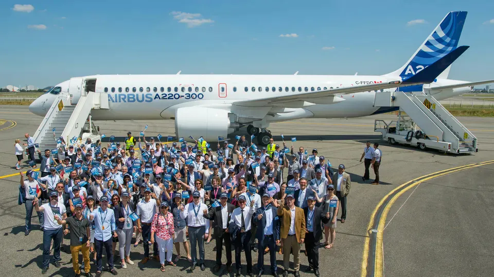 Airbus A220 Avion livraison Air Asia