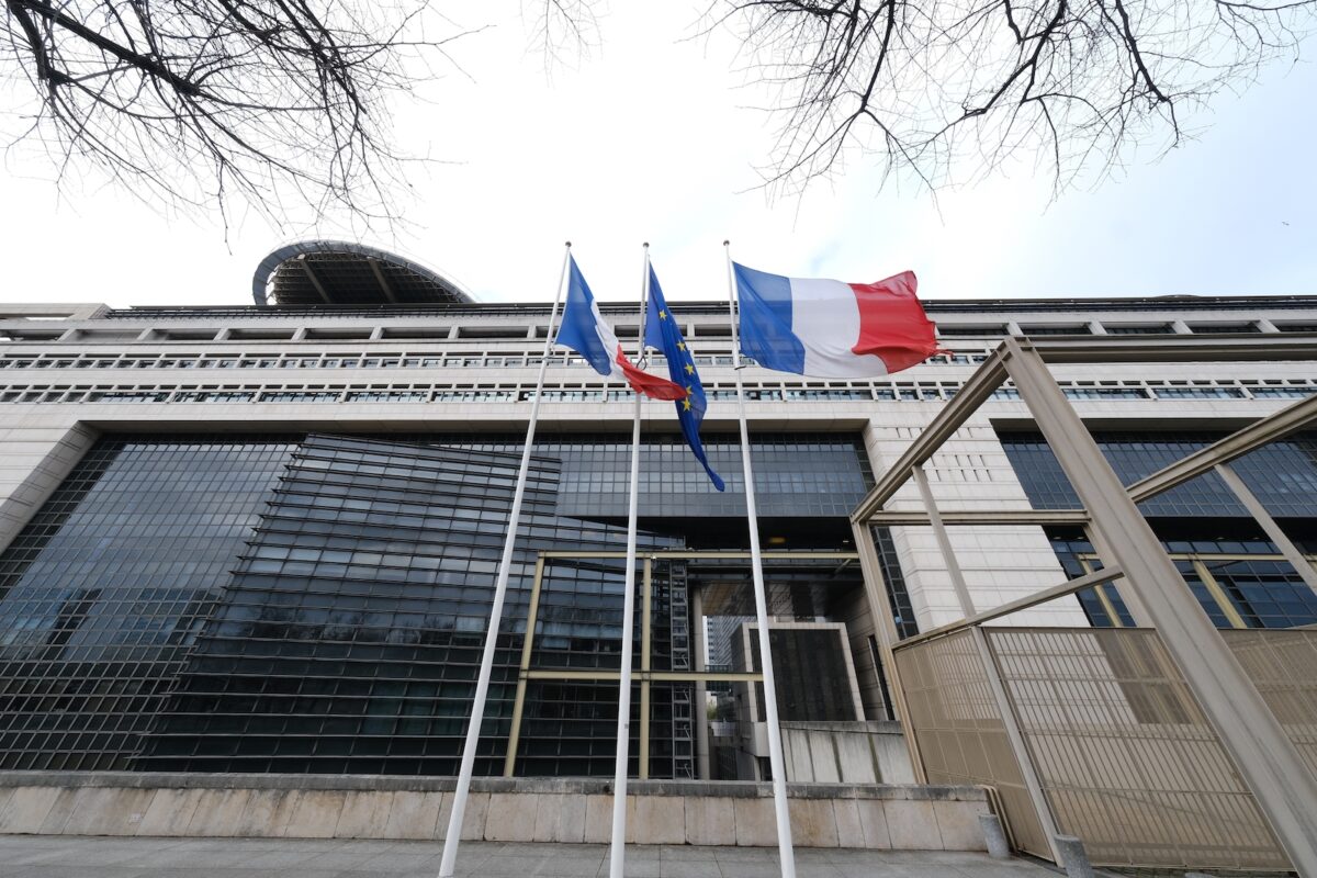 Budget 2027 : Bercy missionne quatre économistes pour sortir de l'impasse budgétaire