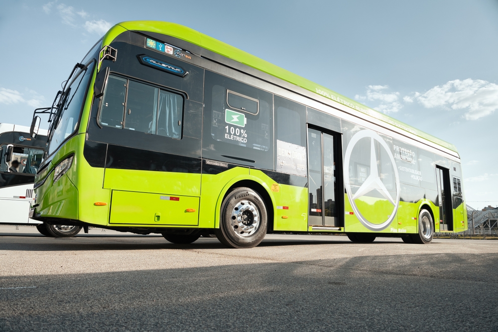 Suède : un bus autonome percute un tramway dans dès le premier jour de mise en circulation