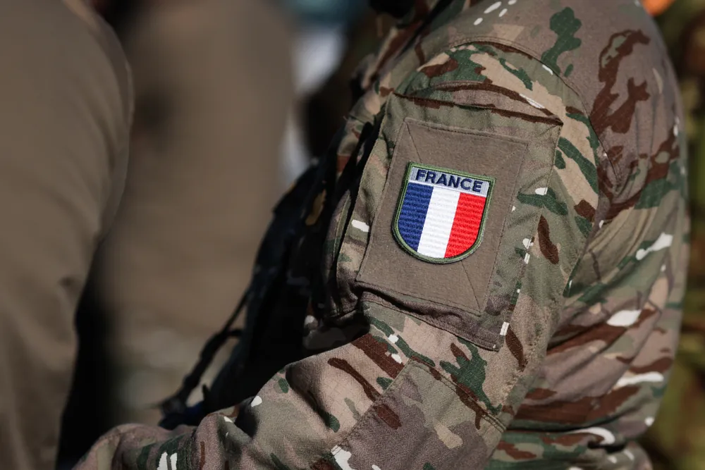 Radar : La DGA commande 16 véhicules équipés du système Giraffe 1X pour moderniser sa défense
