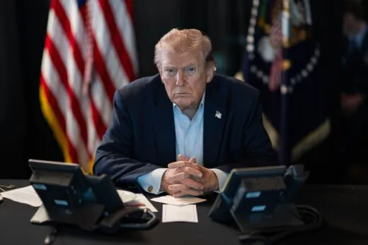 Donald Trump menace l'Europe et veut imposer de nouveaux droits de douanes