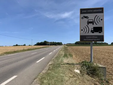 Panneau Annonce Radar Route Bourg St Genis Menthon 3 (1)