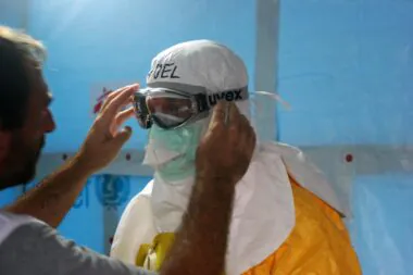 Ebola : l'Afrique mobilise 518 millions de dollars face à une épidémie sans précédent