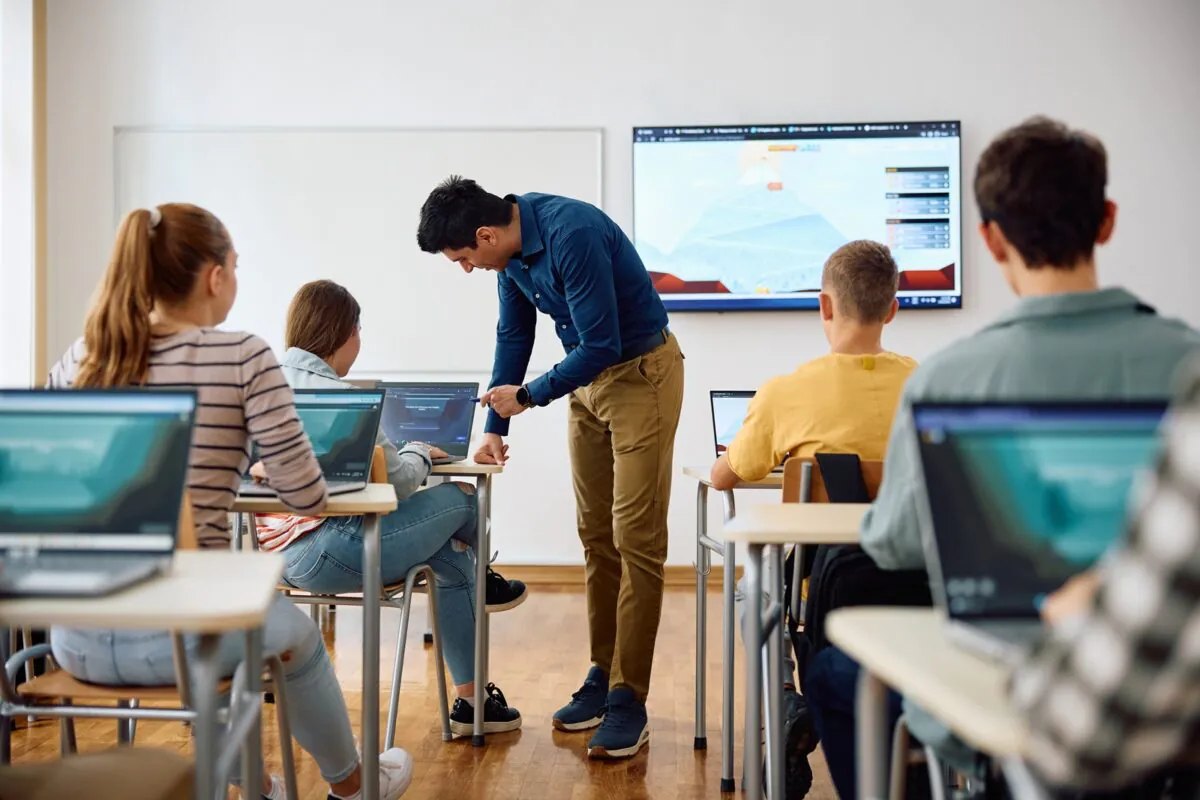 Lycée : l’IA entre officiellement dans l’emploi du temps en 2027