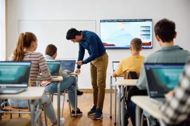 Lycée : l’IA entre officiellement dans l’emploi du temps en 2027