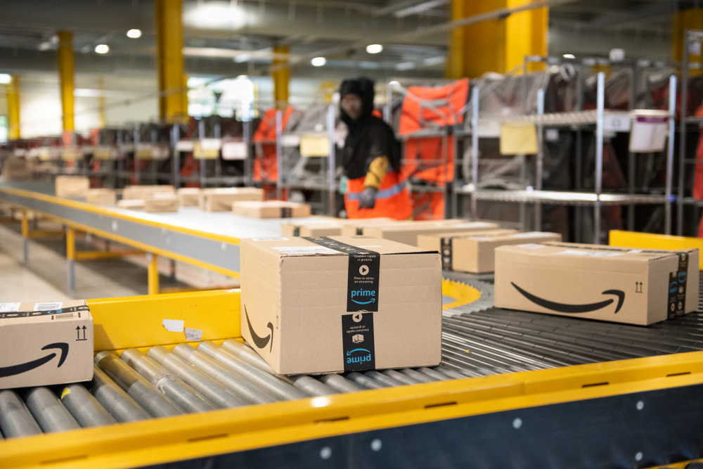 Amazon : le géant américain annonce la création de 3 nouveaux sites sur le territoire