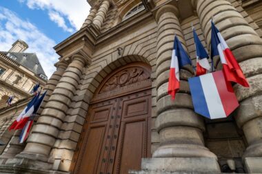 Collectivités locales : une épargne restaurée, mais un investissement de plus en plus financé par la dette