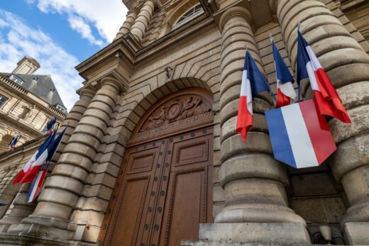 Collectivités locales : une épargne restaurée, mais un investissement de plus en plus financé par la dette