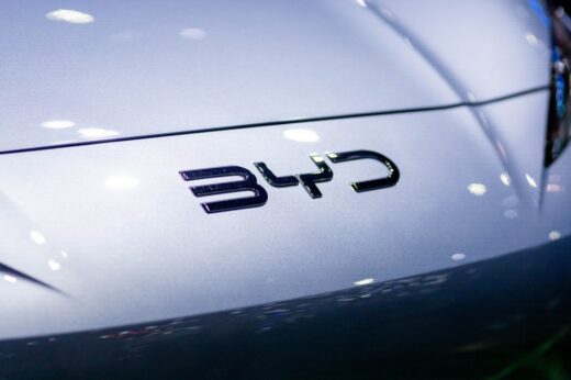 byd-borne-ultra-rapide-automobile